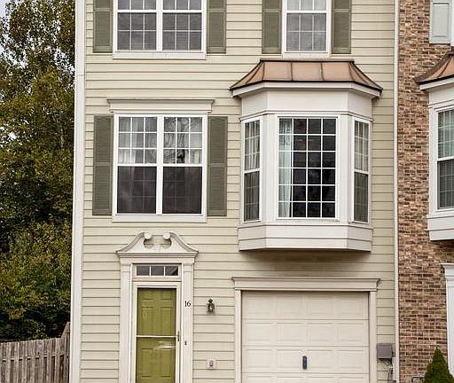 2nd image of 16 Bayberry Ln