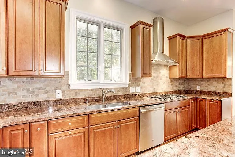 8105 Maya Ct — Photo 14