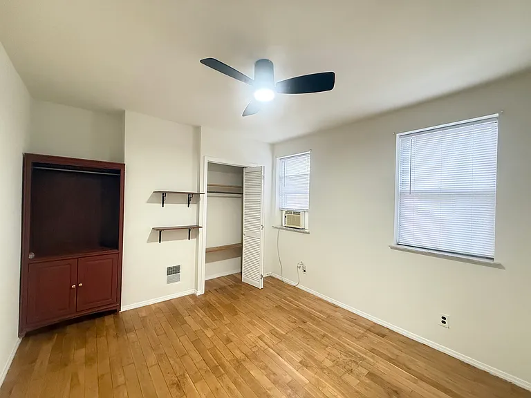 2544 S Darien St — Photo 11