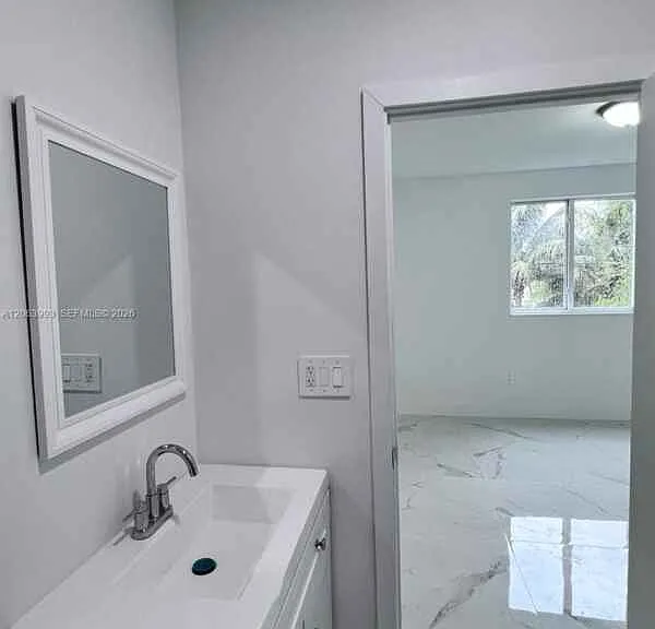 2100 NW 102nd St — Photo 35