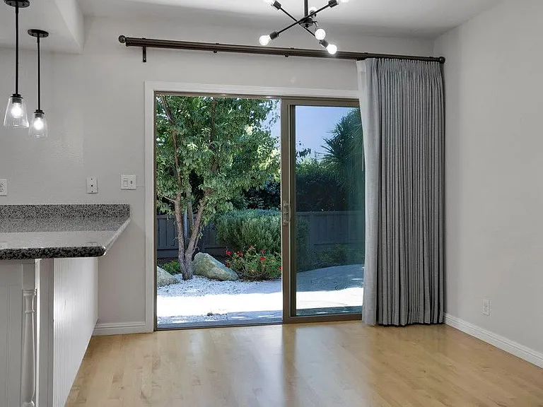 976 Pizarro Ln — Photo 23