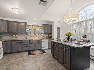 497 Long Pond Rd, Mahopac, NY 10541