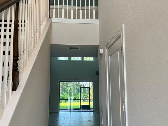 3rd image of 11380 Tonian Blvd