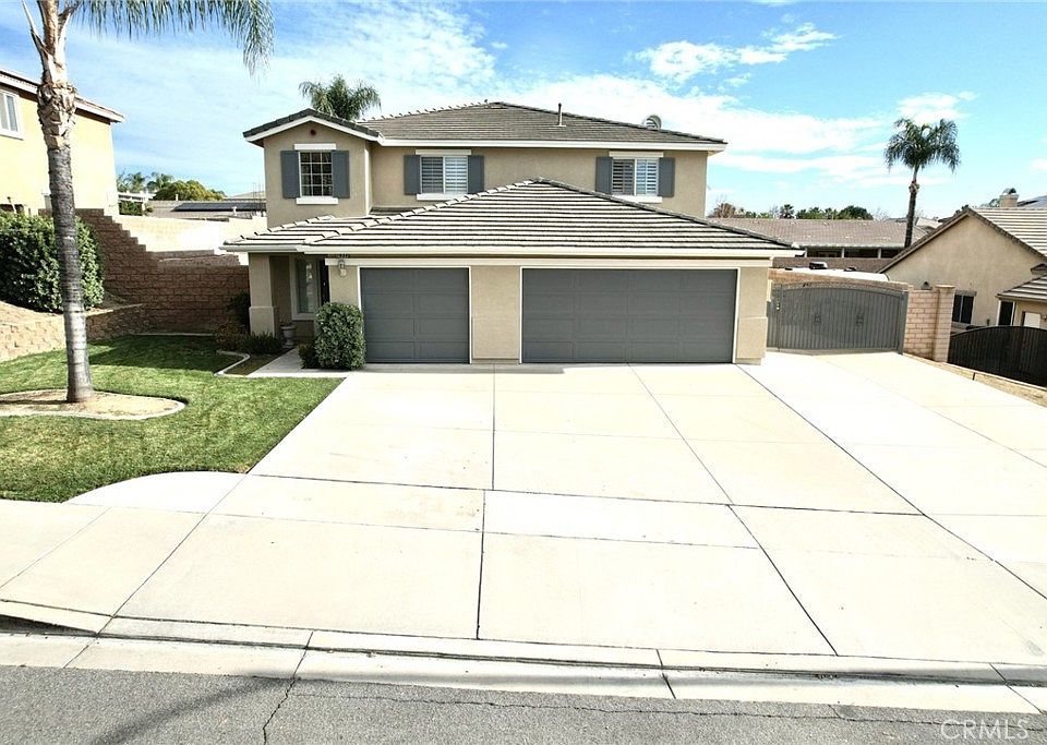 1st image of 7833 Calle Carrisa St