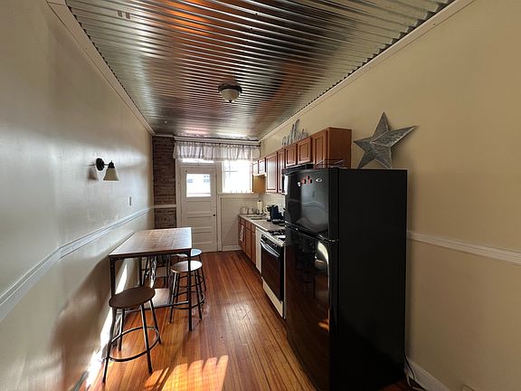 4th image of 5354 Murdoch Ave