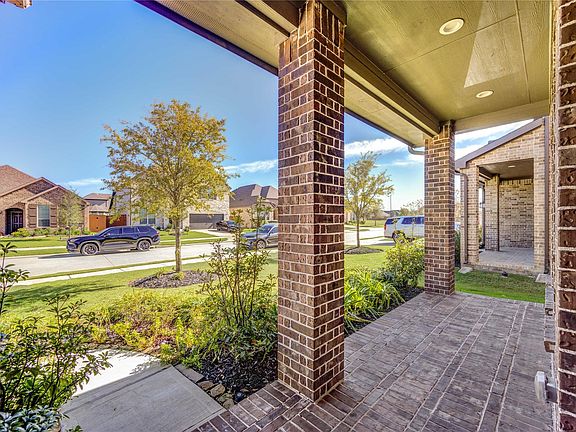 4th image of 7319 Perching Hawk Trl