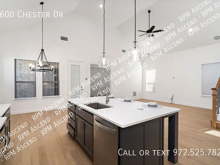2600 Chester Dr — Photo 8