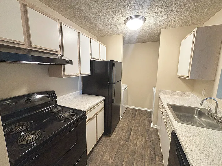 Homestead - Kitchen