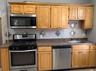 160 Stanwood St APT 2, Boston, MA 02121