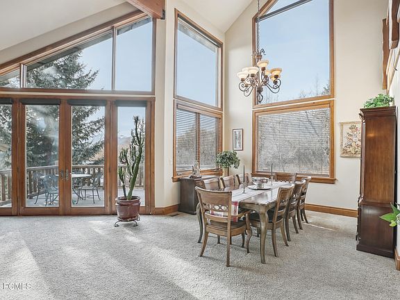 5th image of 3239 Mountain Top Ln