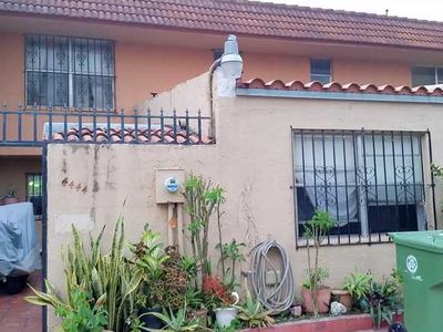 4444 W 11th Ave #4, Hialeah, FL, 33012