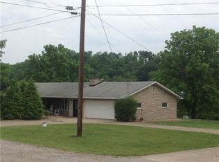 139 Pond Dr, Spring Church, PA 15686