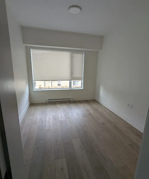 695 E 19th Ave — Photo 19