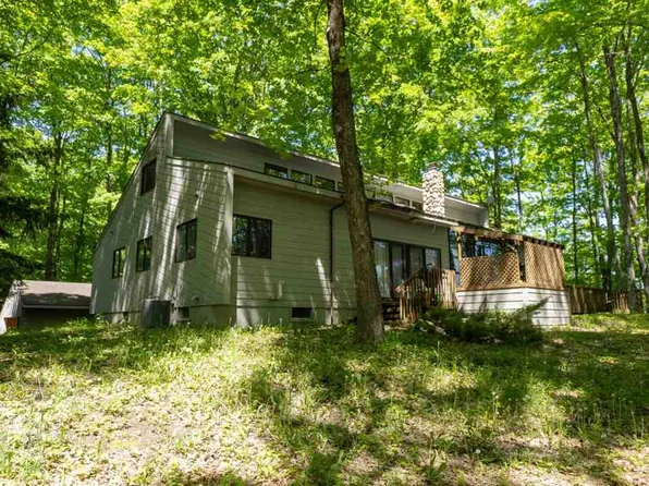 6098 S State Rd, Harbor Springs, MI 49740