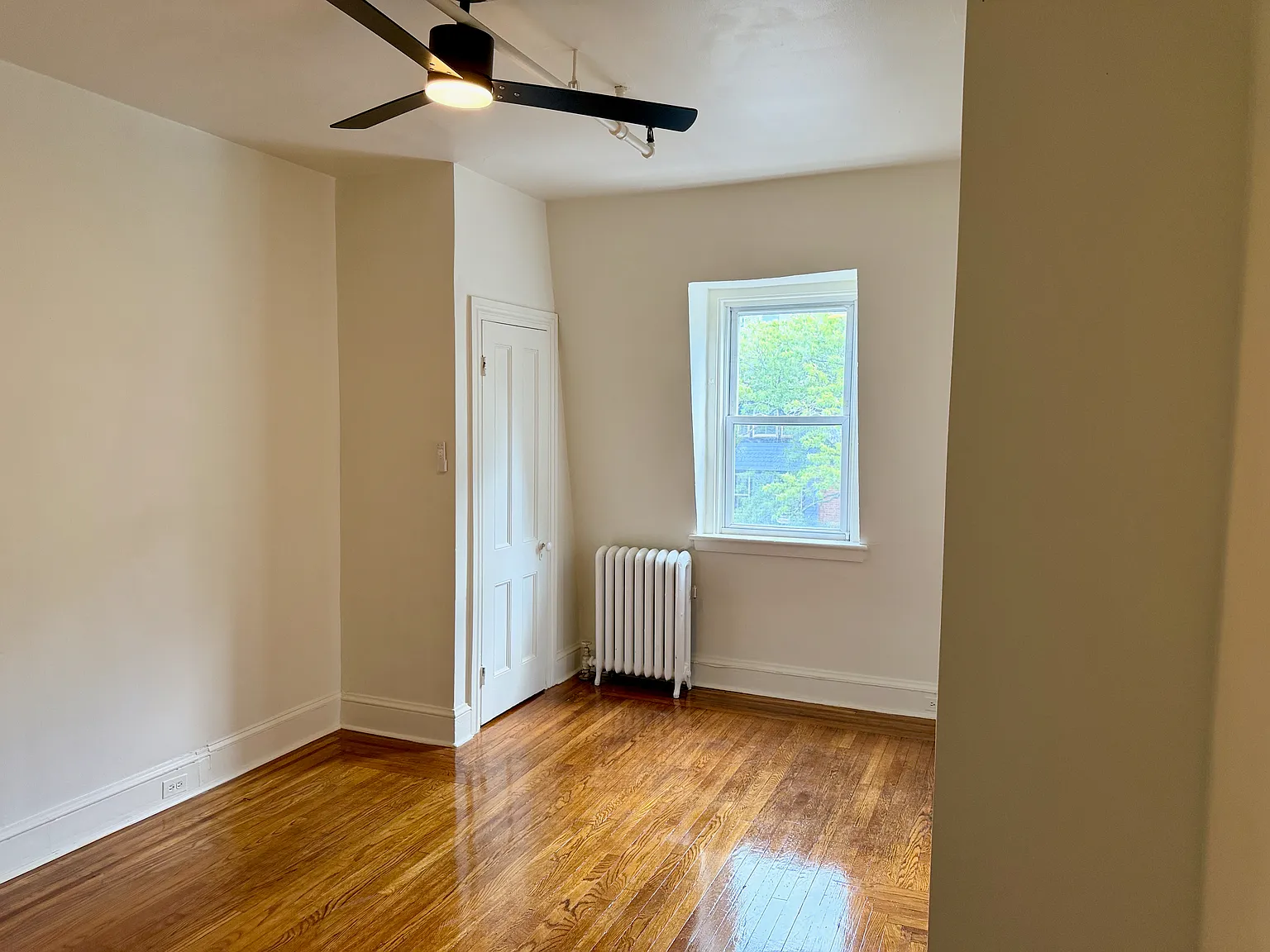 206 Nassau St — Photo 3