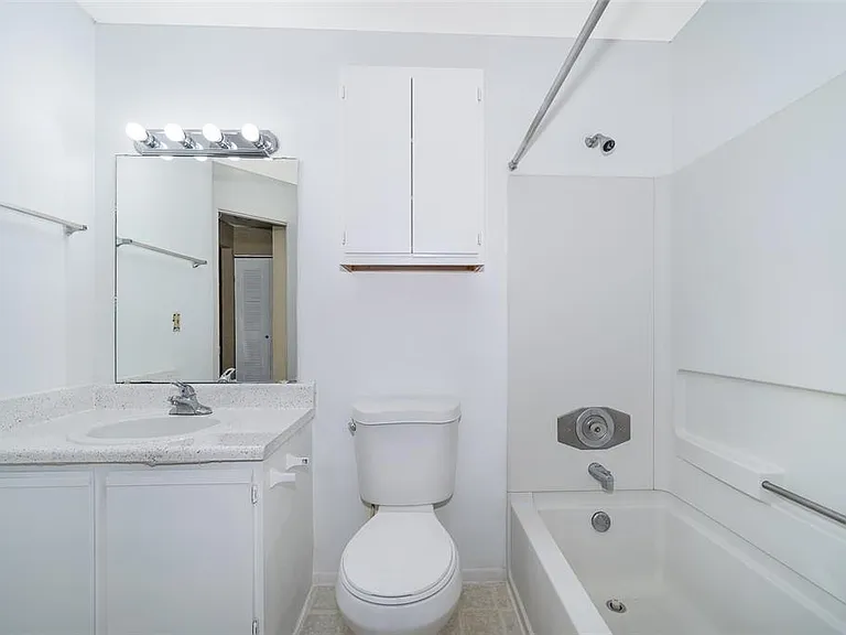 956 Salt Pond Pl #306 — Photo 20