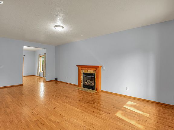4th image of 6123 SE 88th Ave