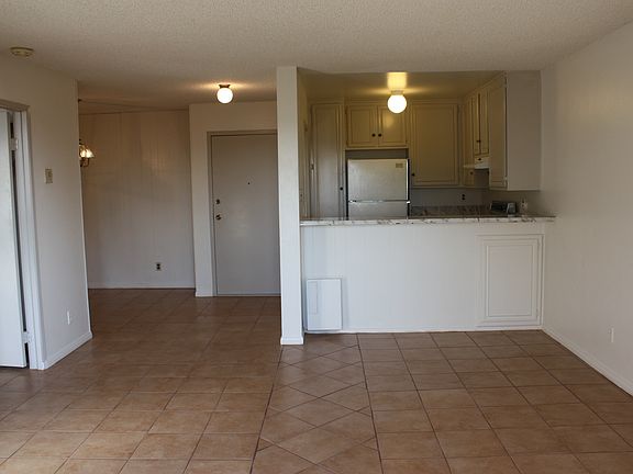 3rd image of 6930 Hyde Park Dr Unit 228