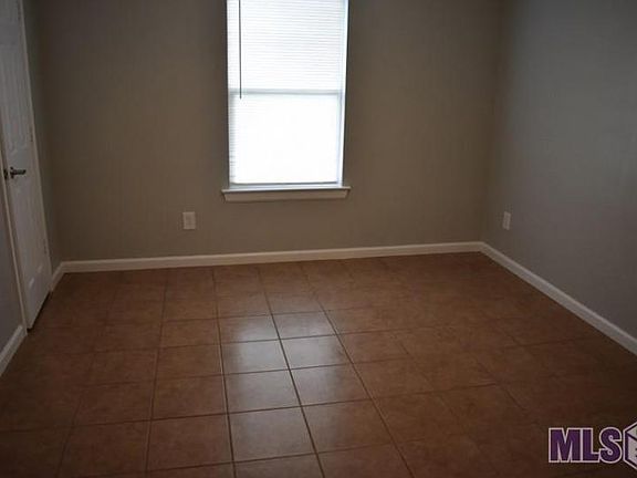 3rd image of 1203 Sky Ave