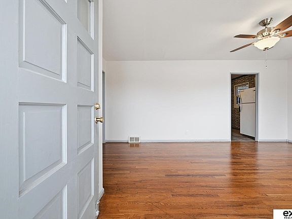 3rd image of 6325 Ruggles St