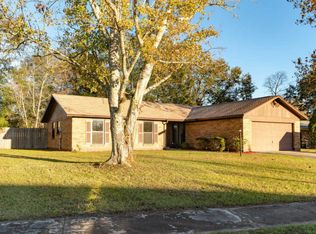 3923 Bramble Rd, Jacksonville, FL 32210