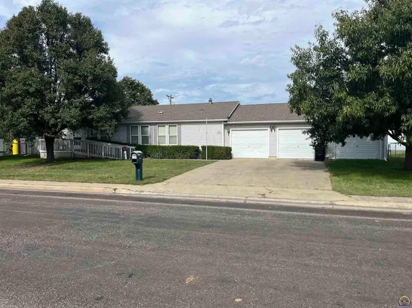 1600 SW 72nd Pl, Topeka, KS 66619