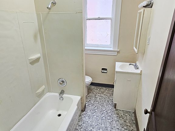 3rd image of 3935-3937 Minnesota Ave #2