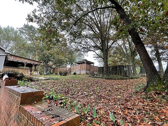 Back Yard Porch/Deck/Pool