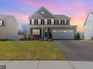 672 Falcon Ln, Aberdeen, MD 21001