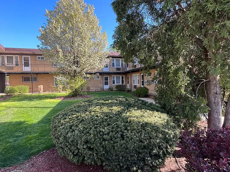 6933 Stanley Ave — Photo 9
