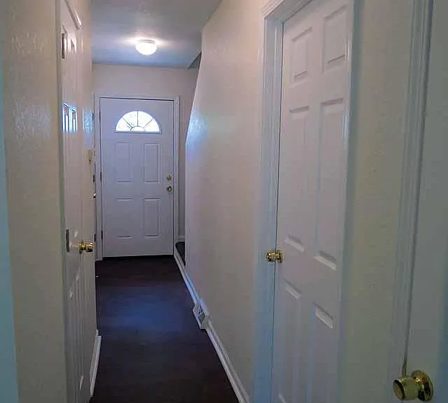 Front door & Main hallway.