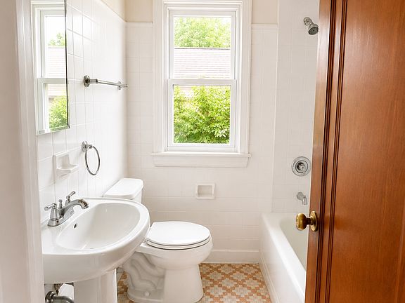 3rd image of 3708 N 42nd St #1