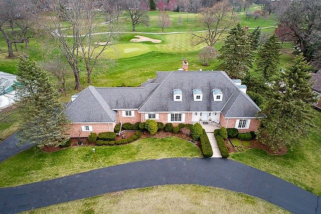 1st image of 681 Hawthorne Dr