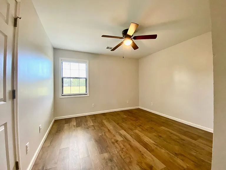 43 Brodie Ln — Photo 8