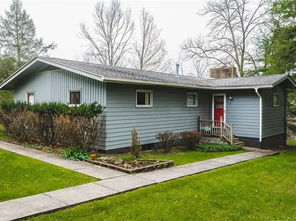 1393 Murphytown Rd, Davisville, WV 26142