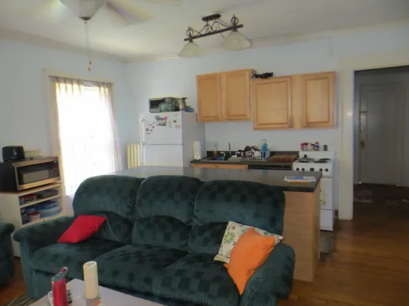 38 Gay Ave SE APT 4, Grand Rapids, MI 49503