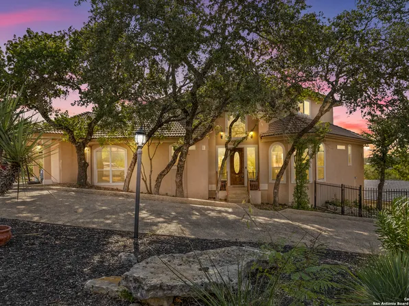 15 FALLS TERRACE, Fair Oaks Ranch, TX 78015