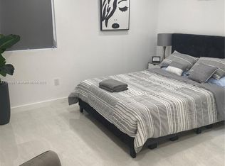 1710 Michigan Ave, Miami Beach, FL 33139