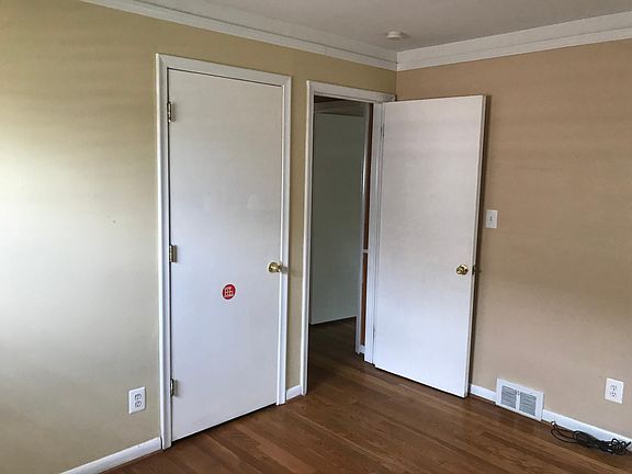 5th image of 20008 Avalon St
