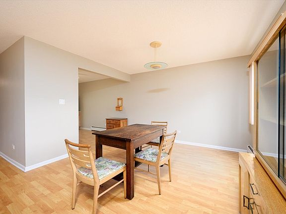 5th image of 930 Ontario St