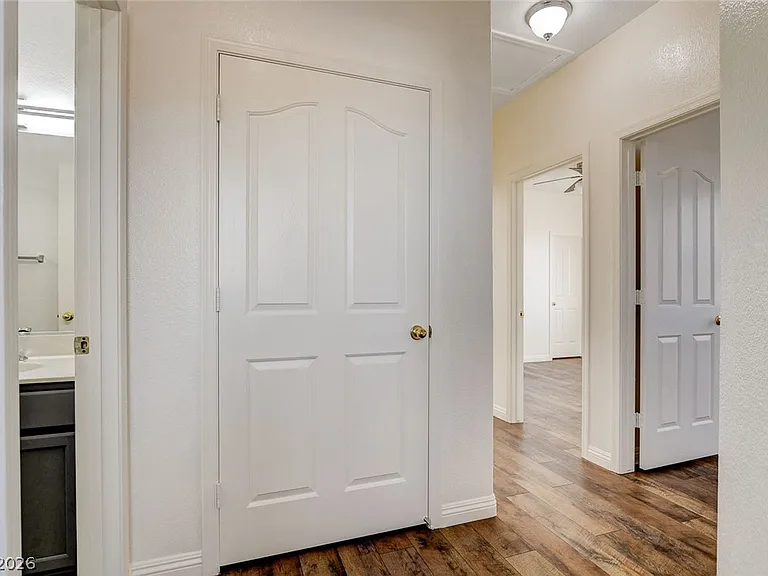 10261 Bentley Oaks Ave — Photo 28