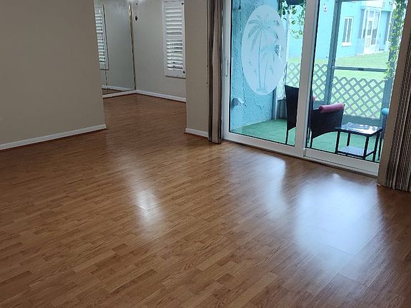 5th image of 11403 4th St N Unit 1