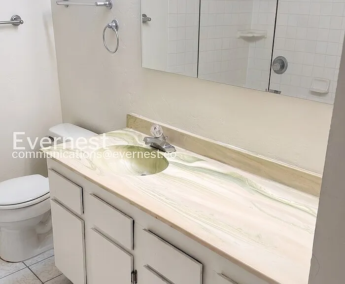 461 W Yucca Ct #312 — Photo 6