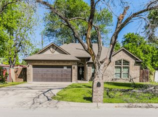 705 Shawnee Trce, Grand Prairie, TX 75051