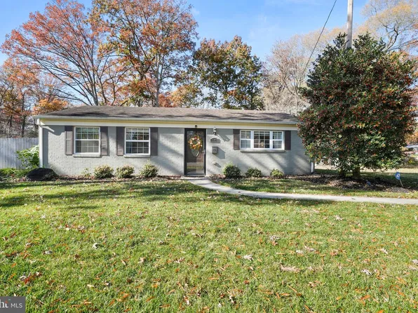 15709 Maple Dr, Accokeek, MD 20607