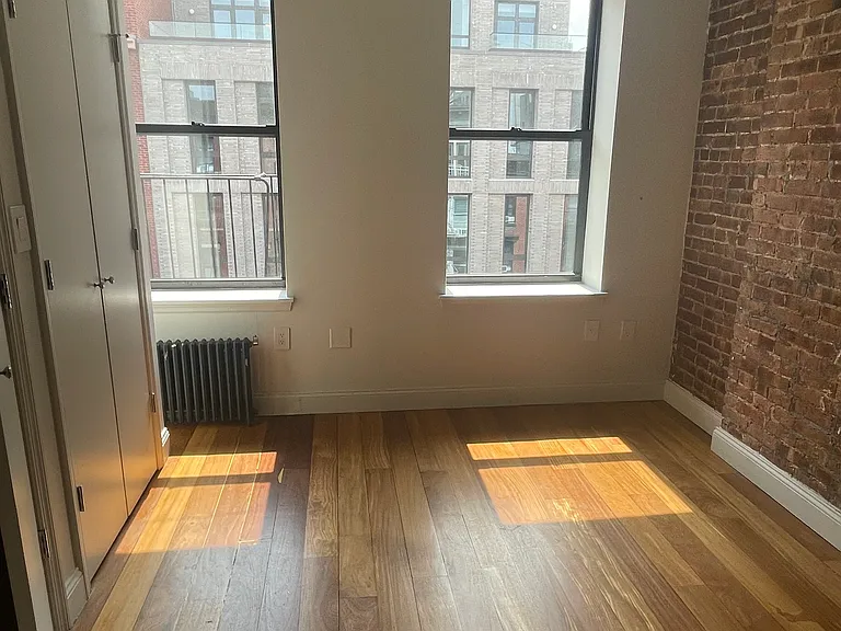 63 Clinton St #13 — Photo 15