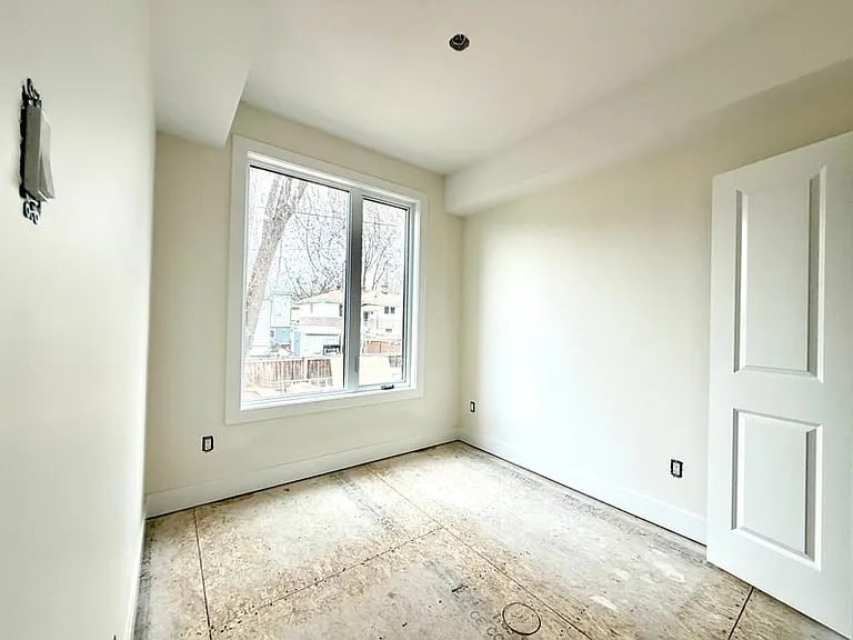 157 Glynn Ave #B — Photo 7