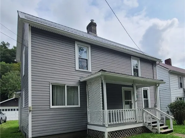 425 Blairmont Rd, Adena, OH 43901