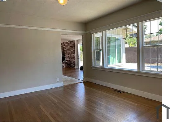 838 Cherry Way — Photo 13