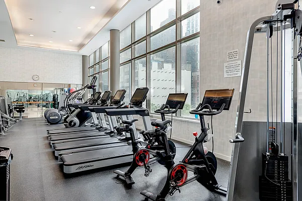 Rented by Century 21 Metropolitan | media 13